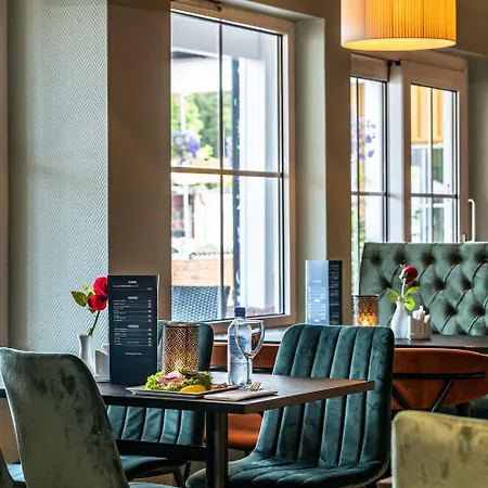 Storebaug & Hotel 3*