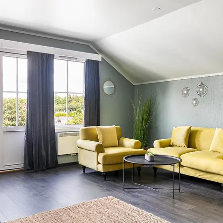 Storebaug & Szálloda