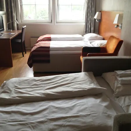 Hotell Storebaug & 3*