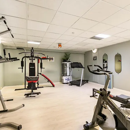 Storebaug & Ξενοδοχείο Moss