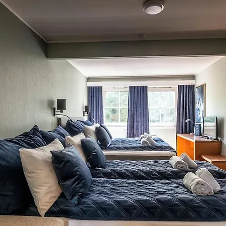 Storebaug & Hotell 3*