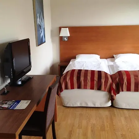 Hotell Storebaug & 3*